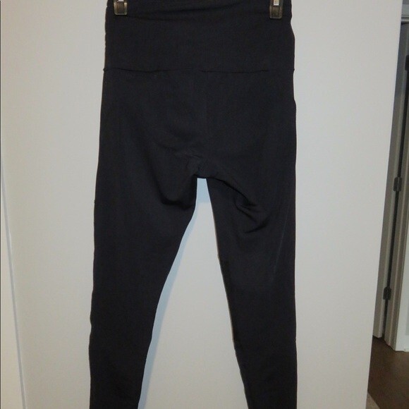 Onzie Black Leggings Flow Track Mesh Cut Out Full Length Workout Small Medium - Picture 7 of 9